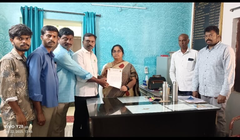 బర్రెoకుల కుంటను కాపాడండి తహసిల్దార్ కు వినతి పత్రం అందచేసిన బిజెపి నాయకులు…