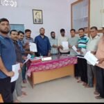 మాంస వ్యర్థాలపై తక్షణమే స్పందించిన సర్పంచ్ మామిడి రాజు..